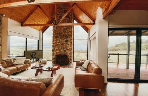Hindmarsh Valley Cabin | Old Coach Road Estate