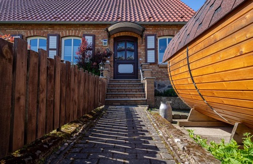 Muritz House | Old country house - new core - stylish and charming with sauna and large garden
