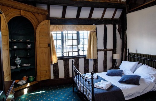 Bordesley Hotel | Old Crown Hotel