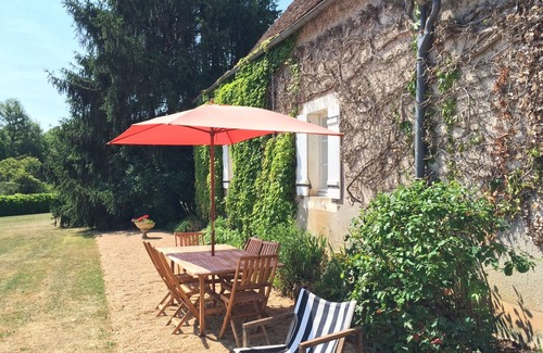 Saint-Martial-d'Albarede House | Old Farmhouse with large pool in deep countryside, all on ground floor.