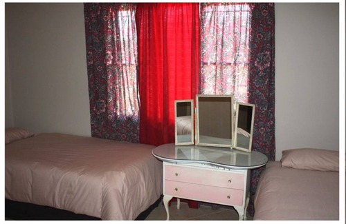 Lephalale House | Old farmhouse for 3 in Limpopo Province