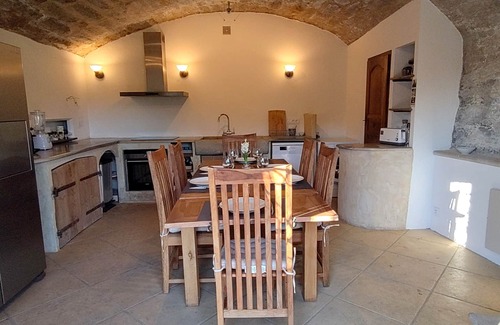Uzes House | Old farmhouse in Uzès