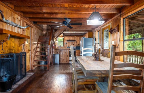 Kerrville House | Old Fellow's Farmhouse