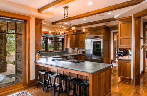 Truckee House | Old Greenwood Luxury Home located on the 17th hole w/Northstar views