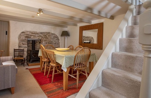 Newquay Cottage | OLD KIDDLYWINK, pet friendly, character holiday cottage in Cubert