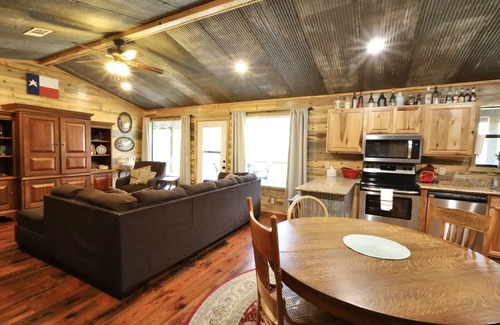 Murfreesboro Cabin | Old Mill Cabin #1 - on the Little MO River, large yard, close to Diamond Mine!
