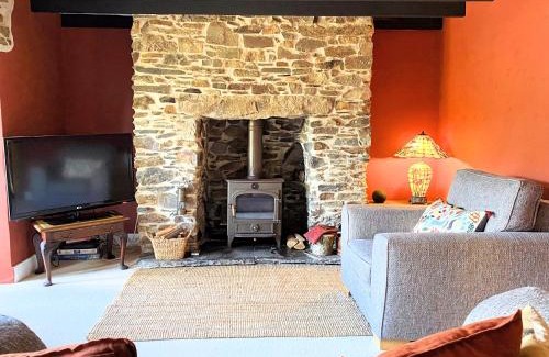 Gunnislake House | Old Miners Cottage