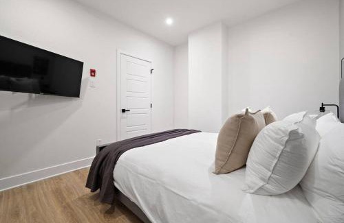 Old Montreal Apartment | Old Montreal Luxury Apartment 6