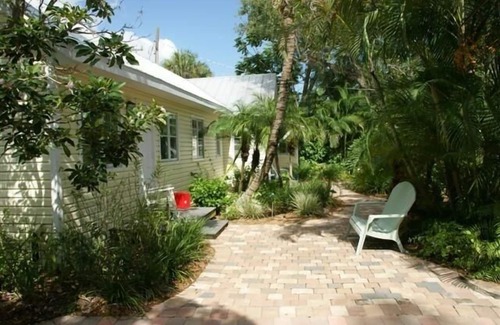 Old Naples Cottage | Old Naples Historic Home, Beautiful, Quiet, Ideal Location