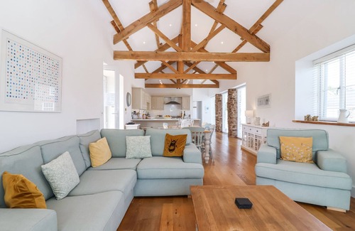 Saltash Cottage | OLD ORCHARD BARN, pet friendly, luxury holiday cottage in St Mellion