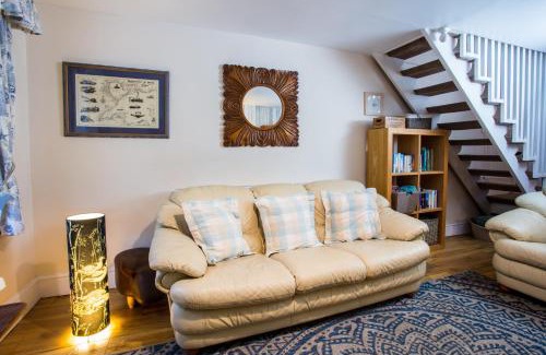 Amlwch House | Old Post Office