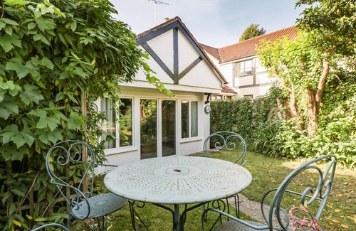 Wilton Cottage | Old Pump Cottage