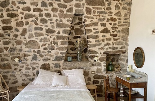 Paduledda House | Old sheepfold facing the sea