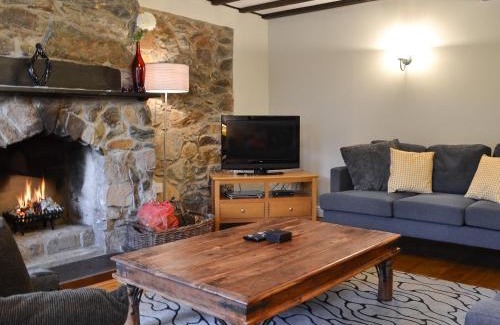 Beddgelert House | Old Tan Rhiw