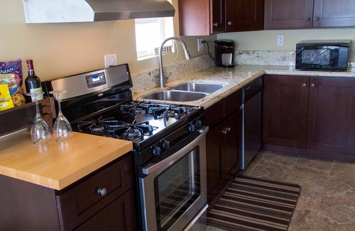 Old Towne Apartment | OLD TOWN CUTE AWESOME BEACH HOUSE BEST LOCATION ICE COLD A/C ! CLOSE TO SAND