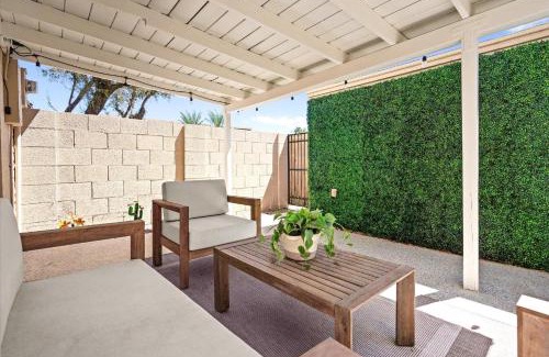 Casa Granada Townhouses House | Old Town Elegance