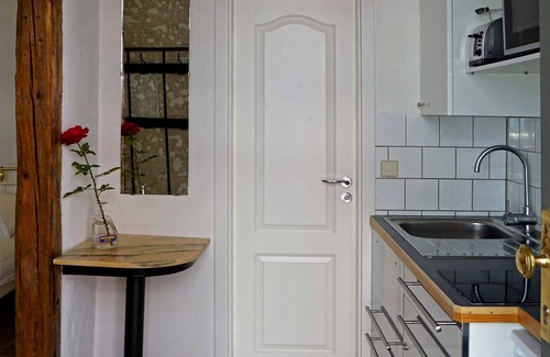 Heidelberg City Centre Apartment | Old town legend - studio for 2-3 people between market square and castle.