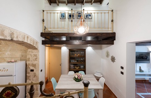 Old Town Apartment | Old Town Loft M8 Bari