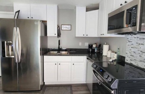 Pocatello House | Old Town Modern 2bed/1bath home with patio & yard