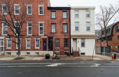 Washington Square West House | Old-World Charm House with Roof Deck in Ave of the Arts, Philadelphia