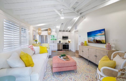 Old Naples House | Olde Naples - William Raveis Rentals