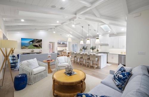 Old Naples House | Olde Naples - William Raveis Rentals