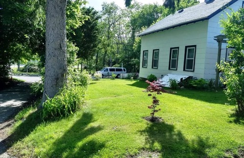 Sandwich House | Oldest Town of Cape Cod In The Historic District