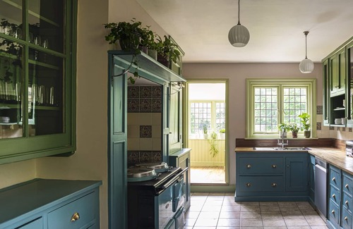 Martin House | Oldestairs House is a much loved family coastal home built in 1910, located in Kingsdown, a beautifu