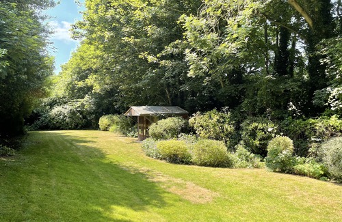 Martin House | Oldestairs House is a much loved family coastal home built in 1910, located in Kingsdown, a beautifu