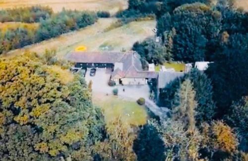 Tinsley Green House | Oldlands Farmhouse Gatwick