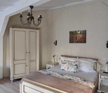 Historic Center House | Oldtownvilla studio central