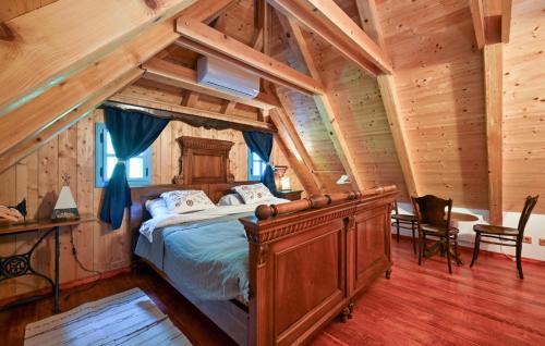 Zlatar Villa | Oldwine House Loznjak by Villas Guide