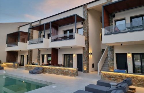Chrisi Akti Apartment | Oli Terra