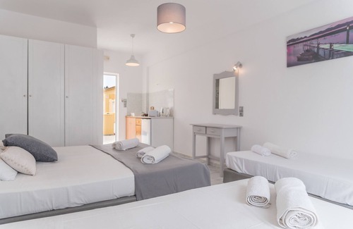 Kavos Hotel | Olive Grove Beachfront