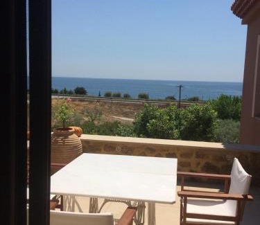 Pangaio House | Olive Tree Cottage