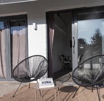 Dhikella House | Olive View Loft