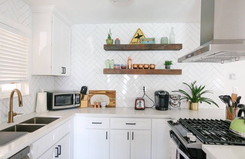 Santa Ana Heights House | Olive you a Whole lot!