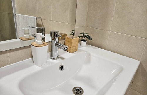 Sacramento Apartment | Oliveira 272, a Charming T2 Apartment Nestled in the Heart of Chiado, Lisbon