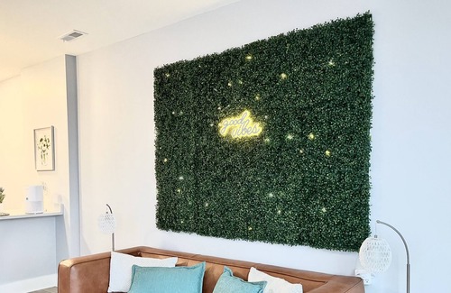 Market East District Apartment | Oliver Capital | Chic, Downtown High Rise