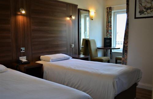 March Hotel | Oliver Cromwell Hotel