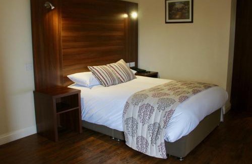 March Hotel | Oliver Cromwell Hotel