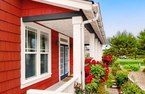 Nelscott House | Olivia's Rose