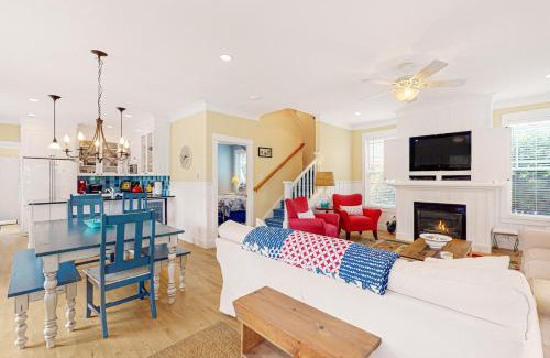 Nelscott House | Olivia's Rose
