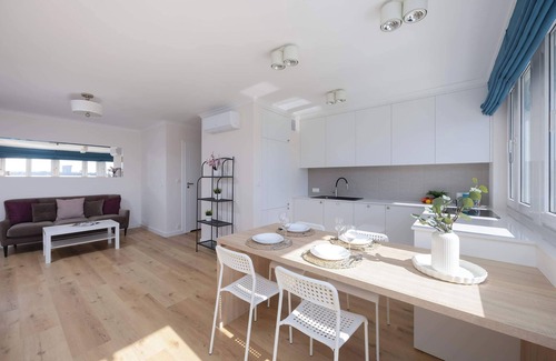 Praga Apartment | Olszowa 8 | Spacious Apartment | Air Conditioning