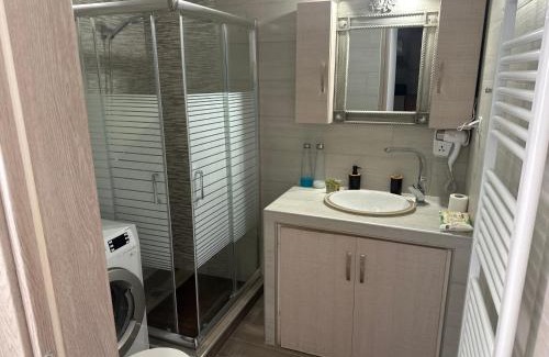 Drama Apartment | OlympiaHouse
