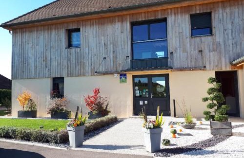 Laubressel Bed & Breakfast | Ome sweet home