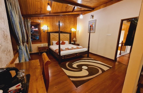 Darjeeling Hotel | Omega Residency