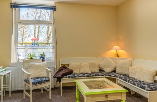 Oldenswort Apartment | On a secluded property and surrounded by lots of nature is this large and bright vacation apartment.