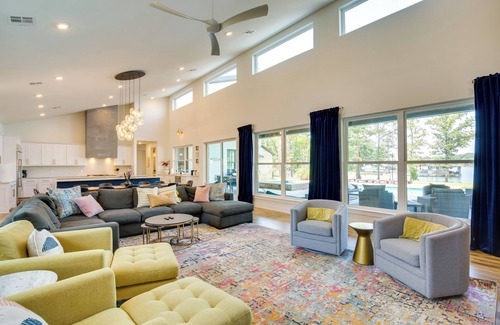 Malakoff House | On Cedar Creek Reservoir: Malakoff Home w/Pool!