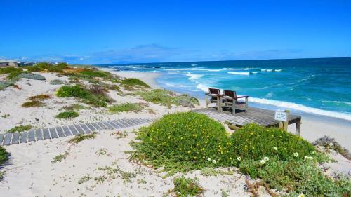 Yzerfontein Apartment | On The Beach Apartments